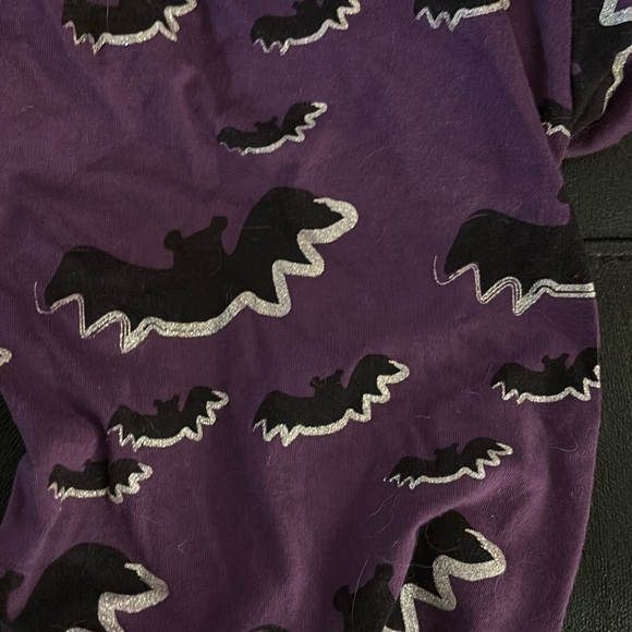 Sparkly bat shirt for dogs - Picture 2 of 3